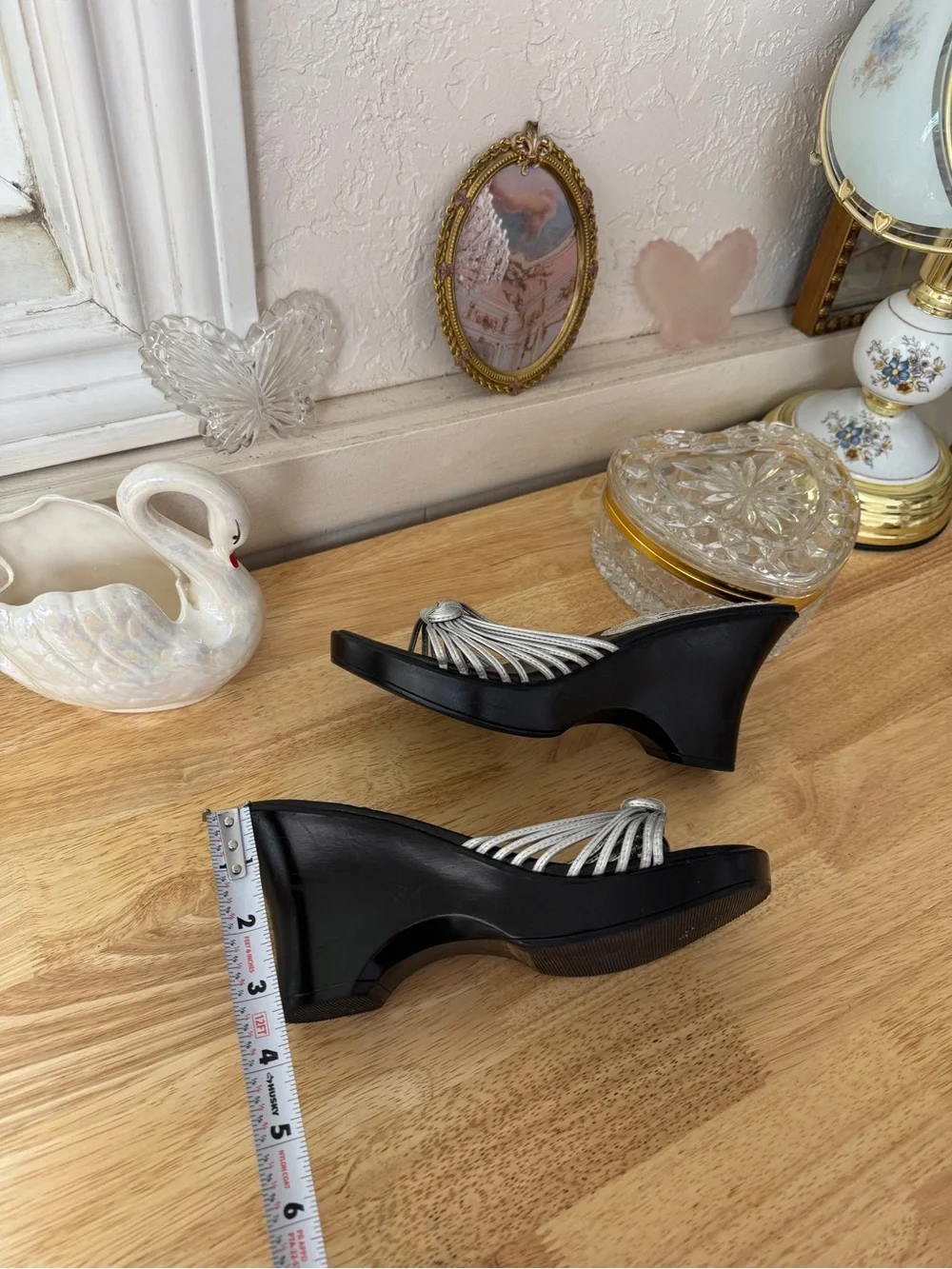 ✨Iconic early 2000s Steve Madden Y2K silver strappy wedge heels ✨ size 7.5 - Picture 11 of 13